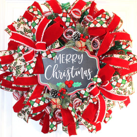Christmas Wreath, Traditional holiday decor, Red Green Wreath, Holiday Porch Decor, Holly Berry Wreath
