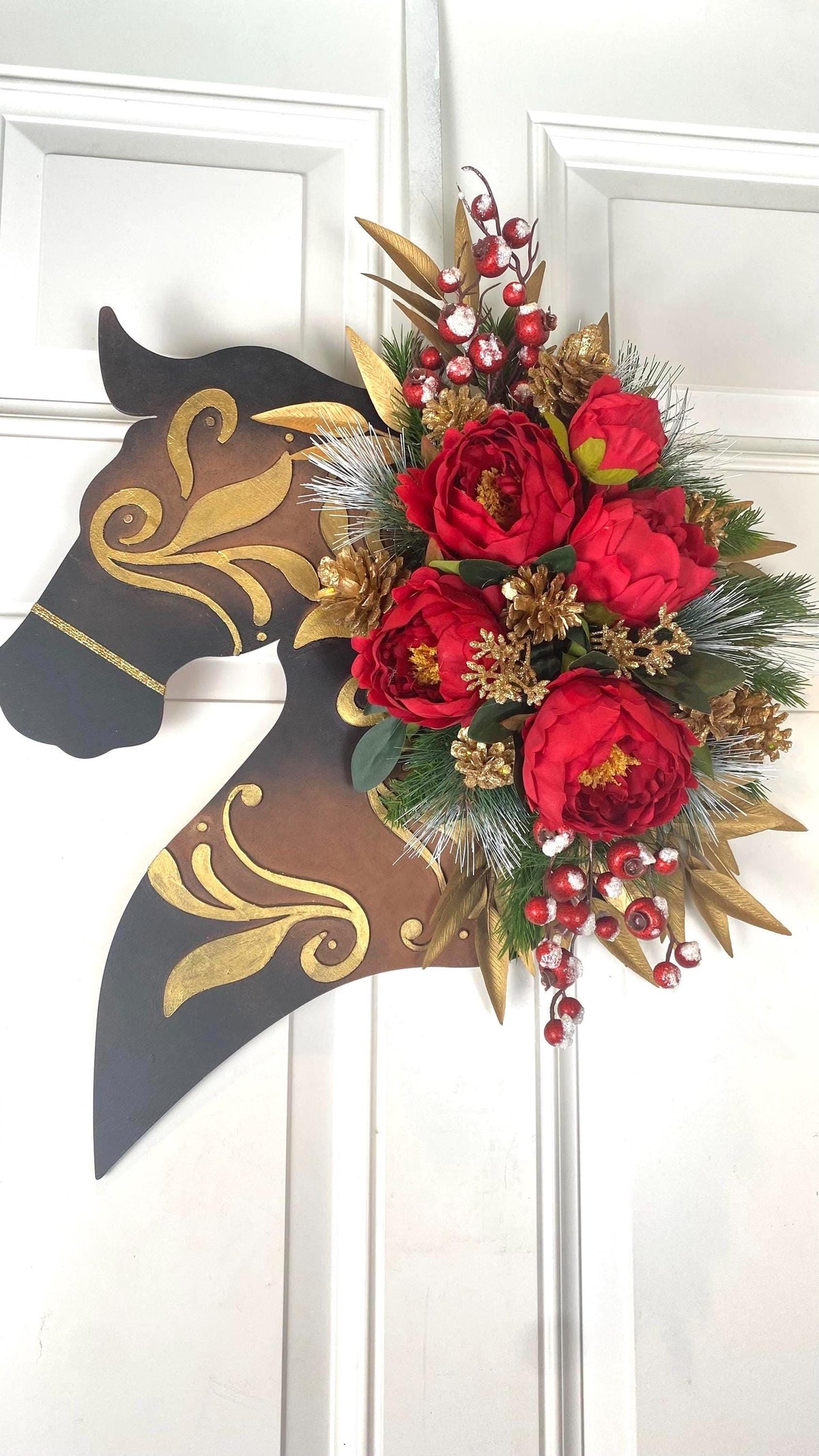 Christmas Horse Wall Decor, Leather Look Peony Horse Head Wreath, Wall Decor