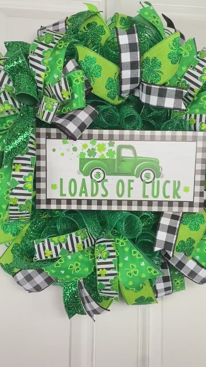 Shamrock Truck St Patricks Day Wreath: Glittery Irish Decor