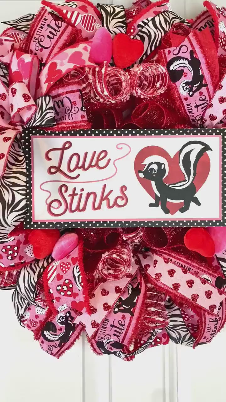 Love Stinks Valentine Wreath: Skunk & Velvet Heart Decor