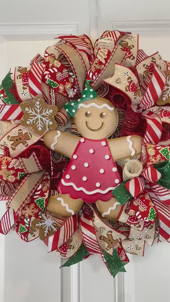 Rustic Gingerbread Christmas Wreath with Farmhouse Charm